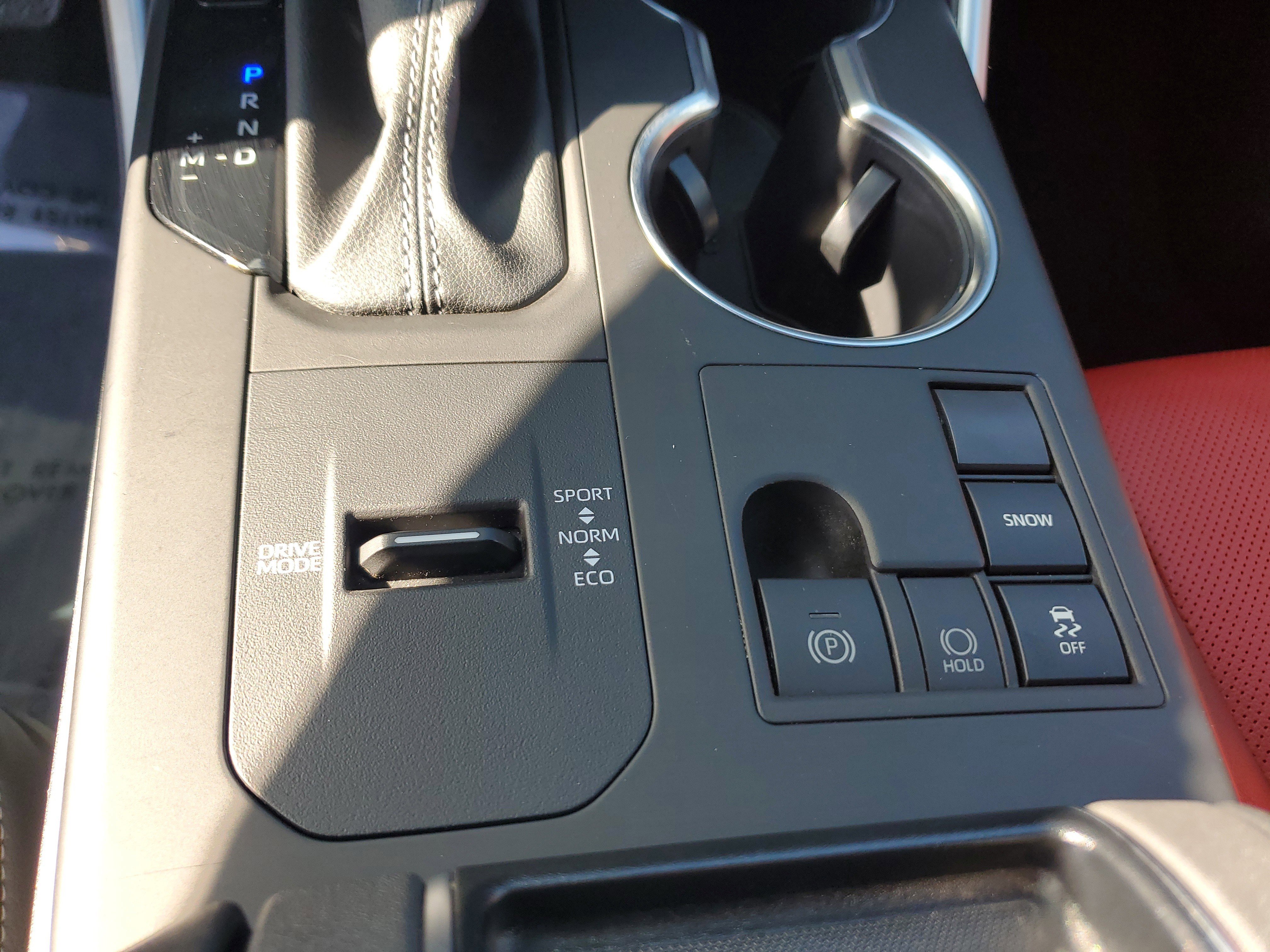 Used 2023 Toyota Highlander XSE image 27