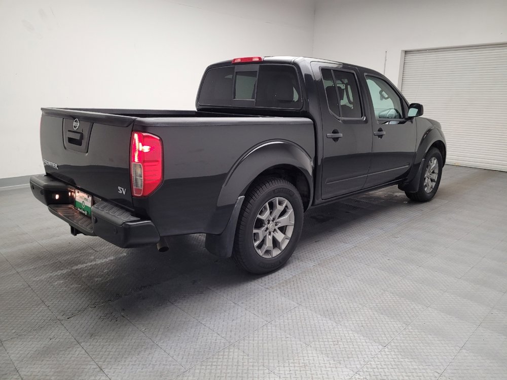 Used 2020 Nissan Frontier SV image 9
