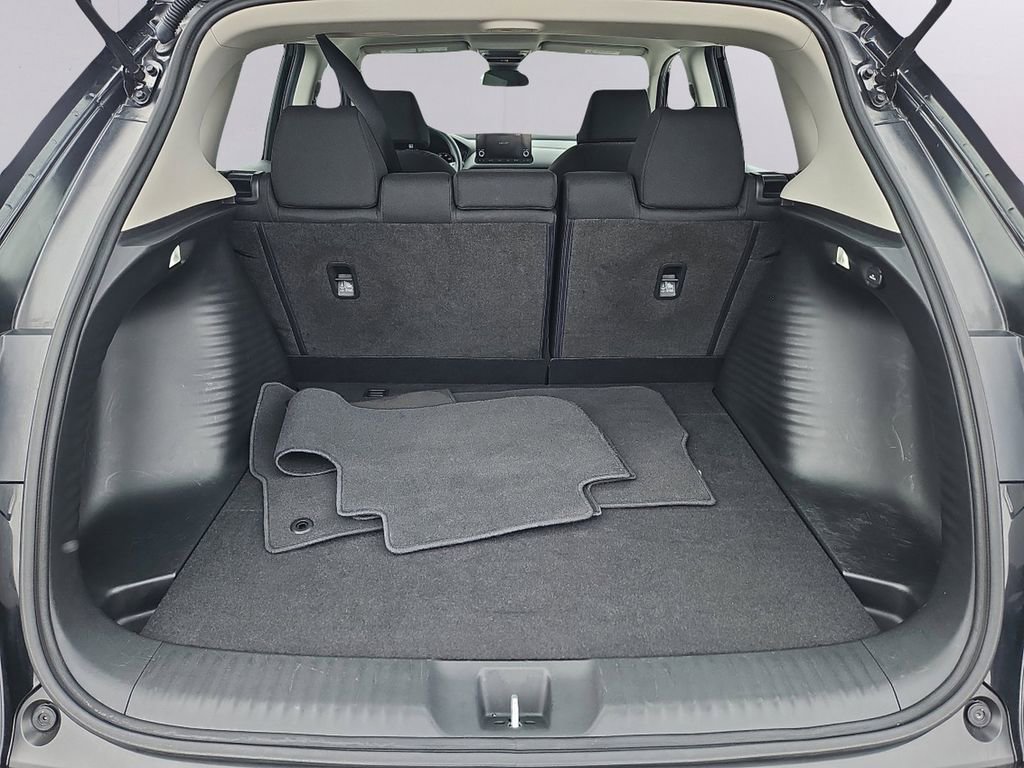 Certified 2023 Honda HR-V LX image 27