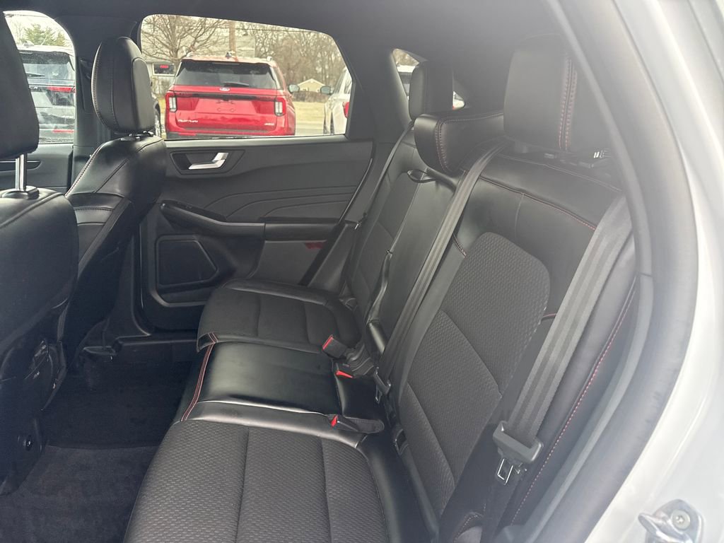 Used 2025 Ford Escape ST-Line Select w/ Tech Pack #1 image 16