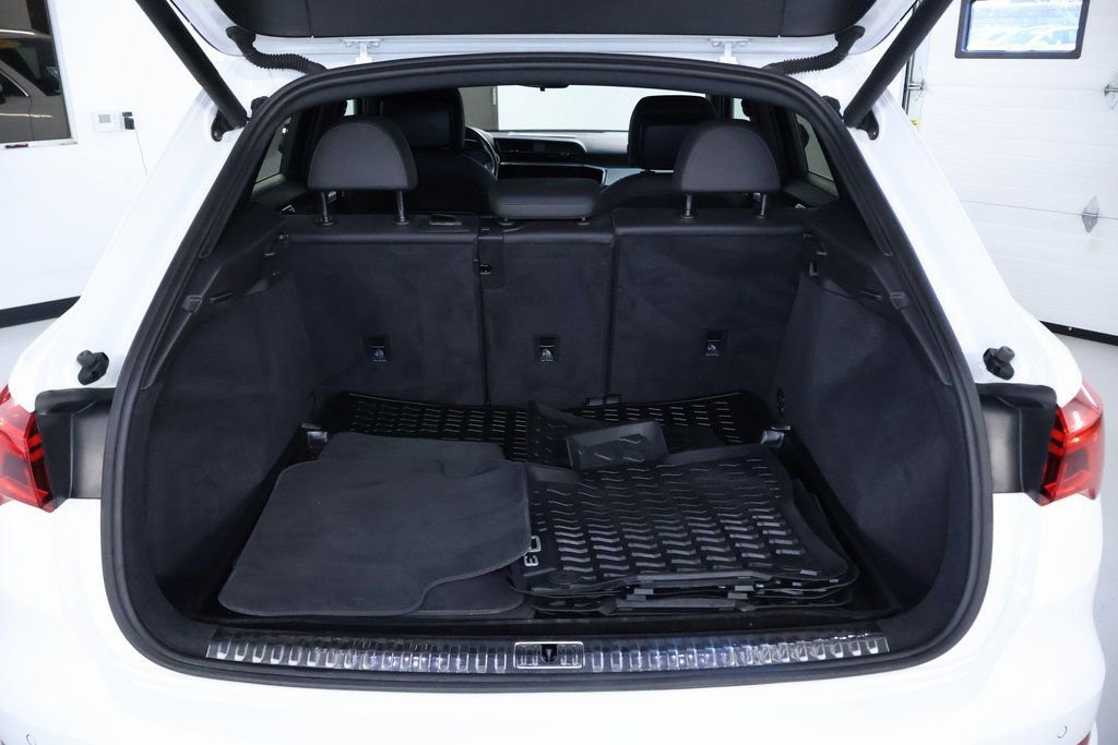 Used 2020 Audi Q3 2.0T Premium w/ Convenience Package image 18