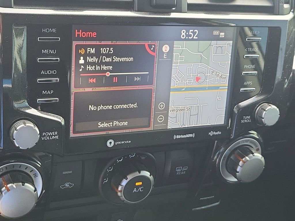 Used 2020 Toyota 4Runner TRD Off-Road Premium w/ Moonroof Package AWD/4WD image 19