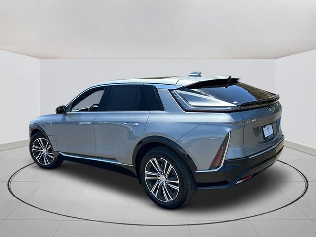 New 2026 Cadillac Lyriq Luxury w/ LPO, Floor Liner Package AWD/4WD image 3
