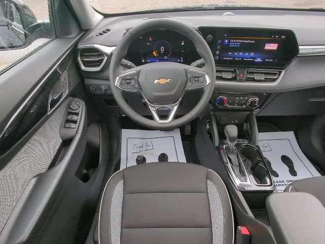 New 2026 Chevrolet TrailBlazer LT w/ LT Cold Weather Package FWD image 7