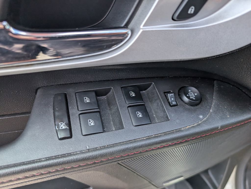 Used 2014 Chevrolet Equinox LT w/ Power Convenience Package image 10