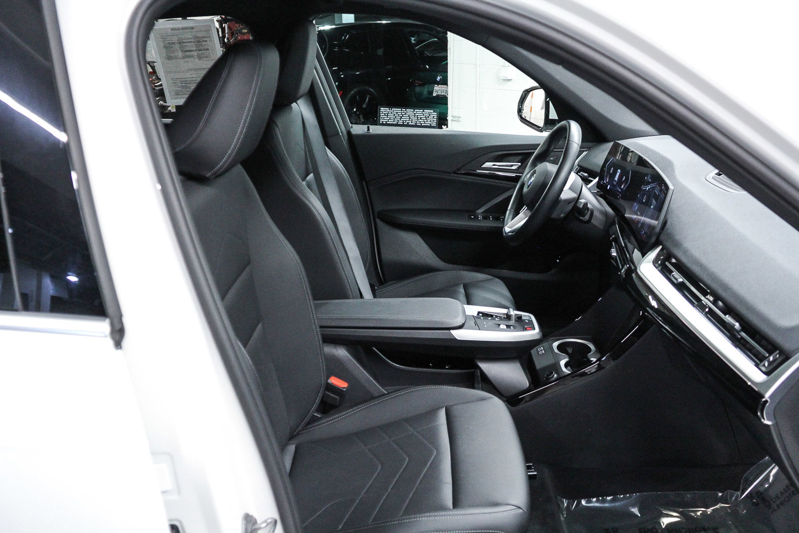 Certified 2023 BMW X1 xDrive28i AWD/4WD image 17