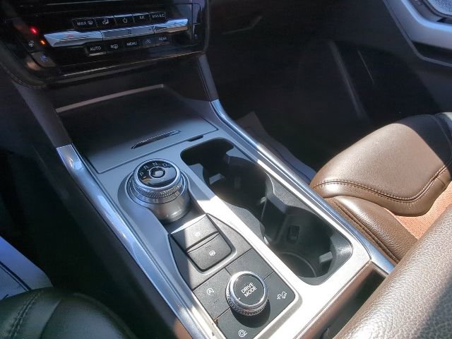 Used 2023 Ford Explorer King Ranch w/ Technology Package image 30