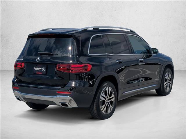 New 2026 Mercedes-Benz GLB 250 image 2