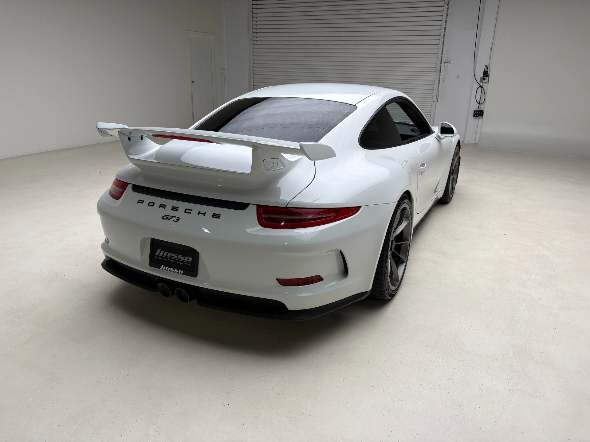 Used 2015 Porsche 911 GT3 RWD image 9