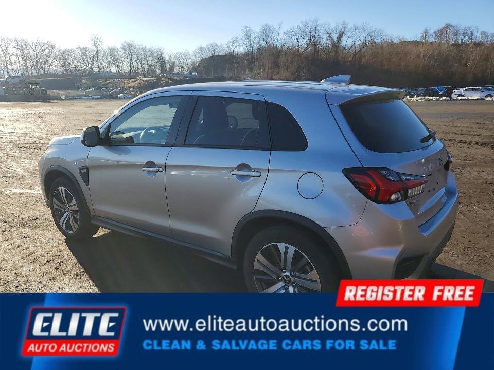 Used 2024 Mitsubishi Outlander Sport AWD image 3