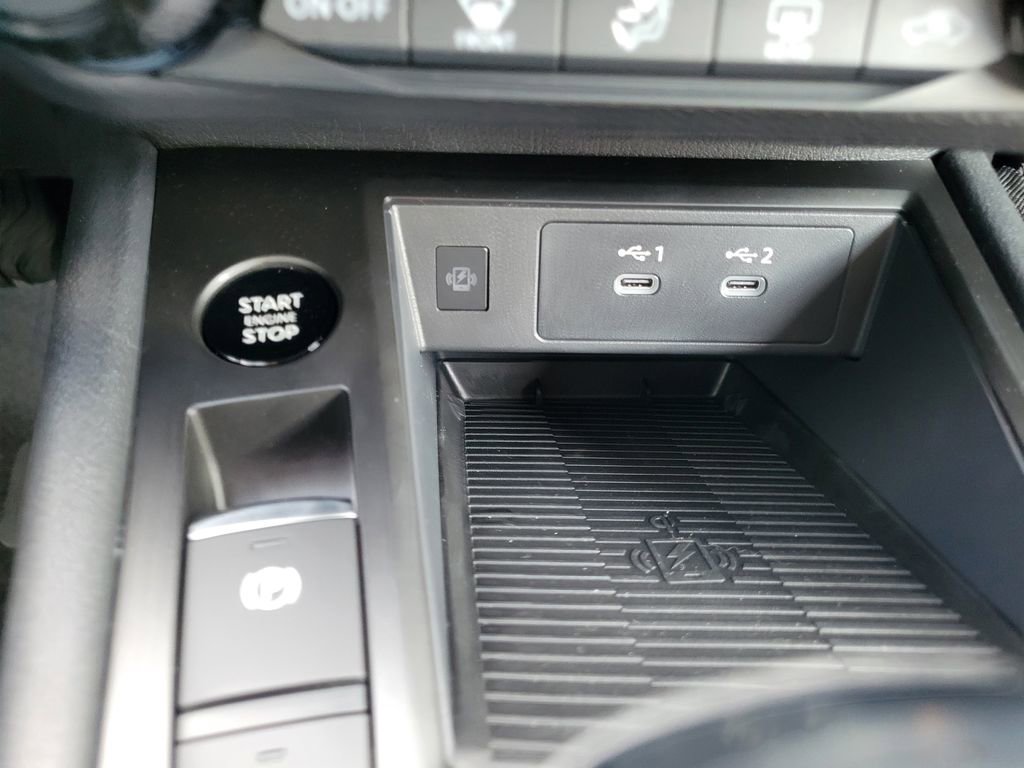 New 2026 Nissan Kicks SV w/ SV Premium Package image 23