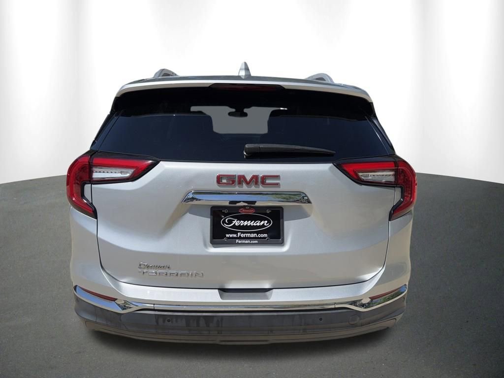 Used 2022 GMC Terrain SLT w/ Tech Package image 12