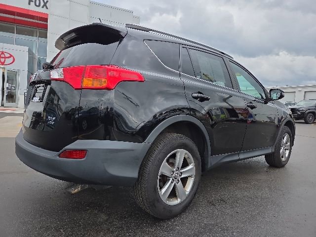 Used 2015 Toyota RAV4 XLE AWD/4WD image 7