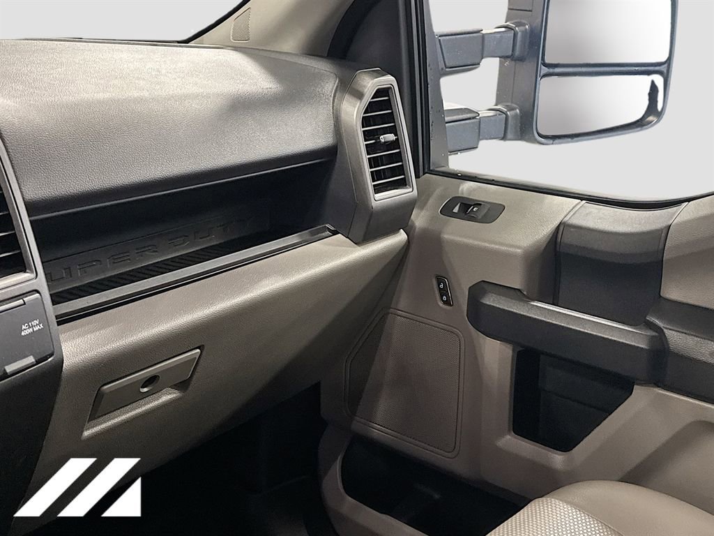 Used 2022 Ford F250 XL w/ Power Equipment Group image 23