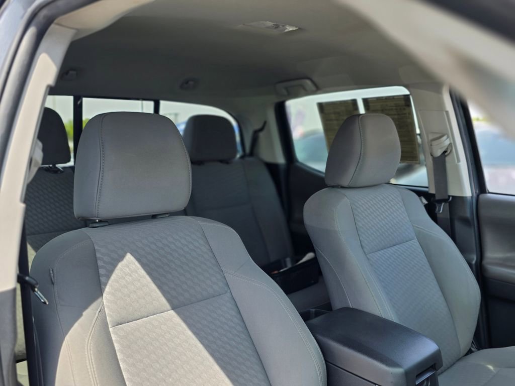 Used 2022 Toyota Tacoma SR image 11