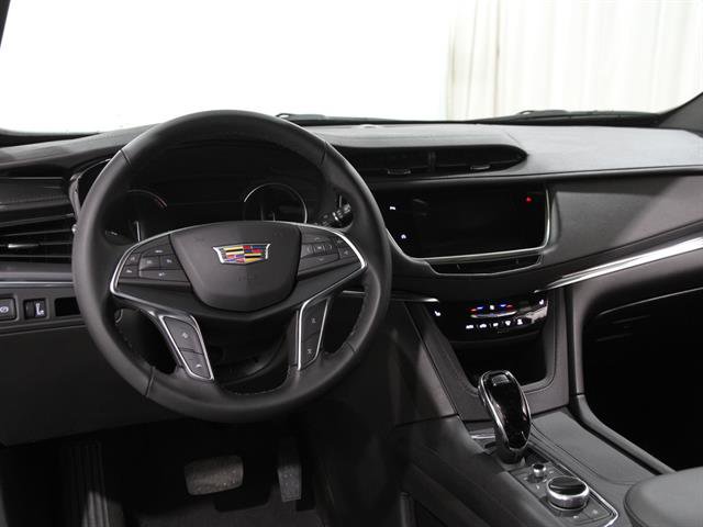 Certified 2024 Cadillac XT5 Luxury image 6