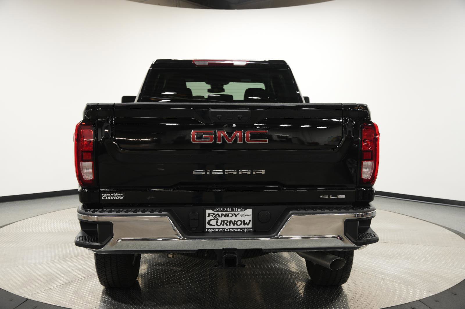 Used 2025 GMC Sierra 2500 SLE w/ SLE Value Package; image 6