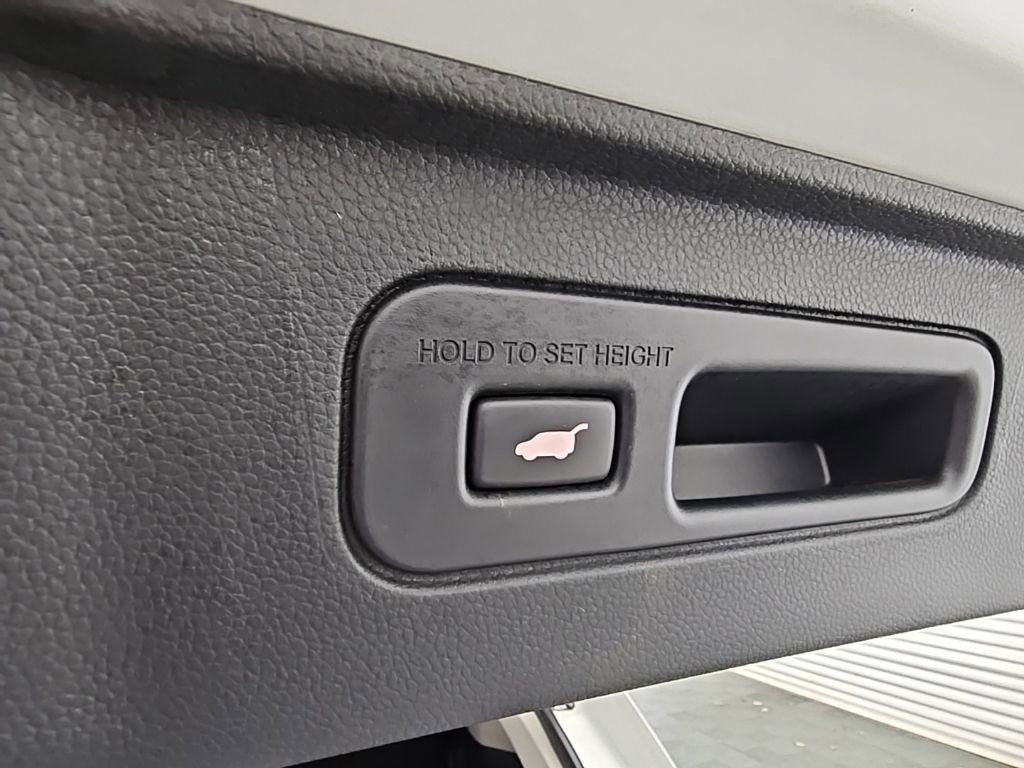 Used 2023 Honda Pilot EX-L image 36