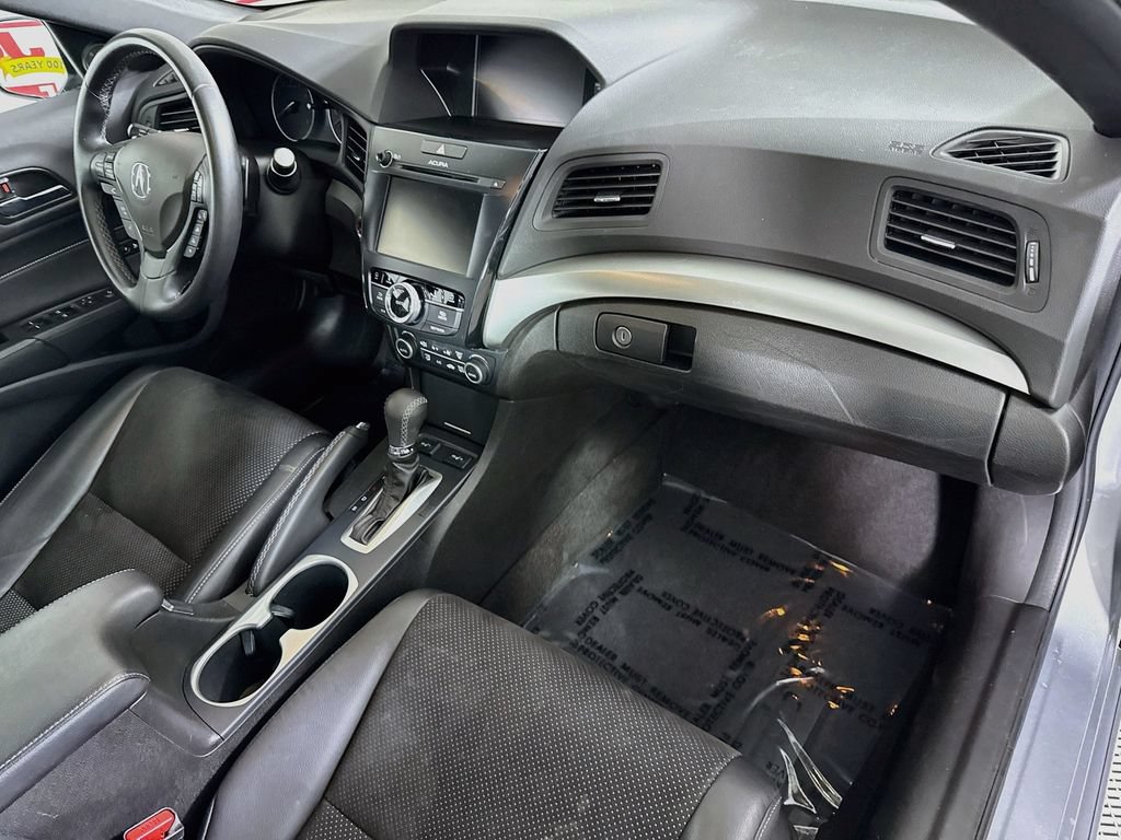 Used 2017 Acura ILX w/ Premium & A-SPEC Package FWD image 31