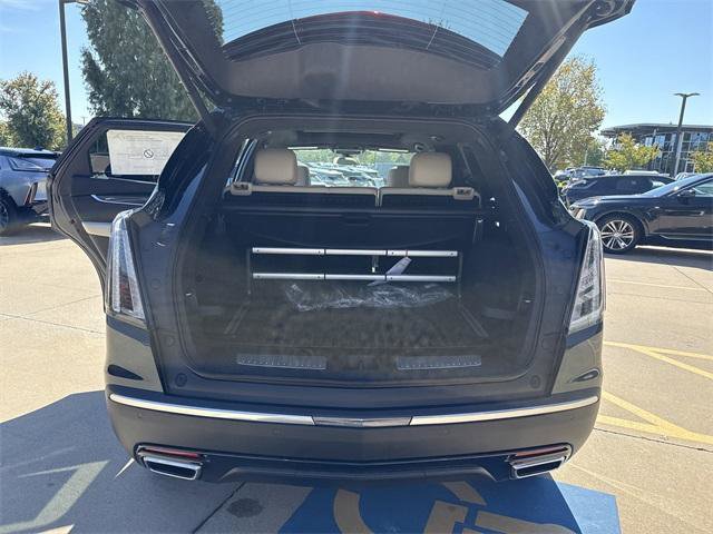 New 2025 Cadillac XT5 Sportv image 18
