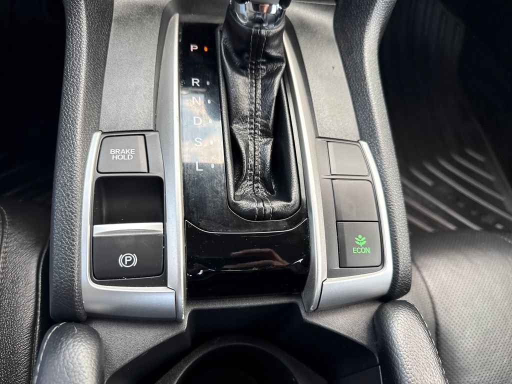 Used 2017 Honda Civic Touring image 29
