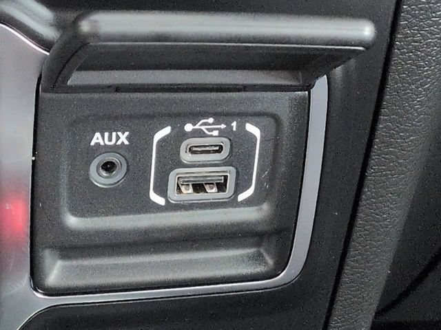 Used 2022 Jeep Wrangler Unlimited Sport AWD/4WD image 23