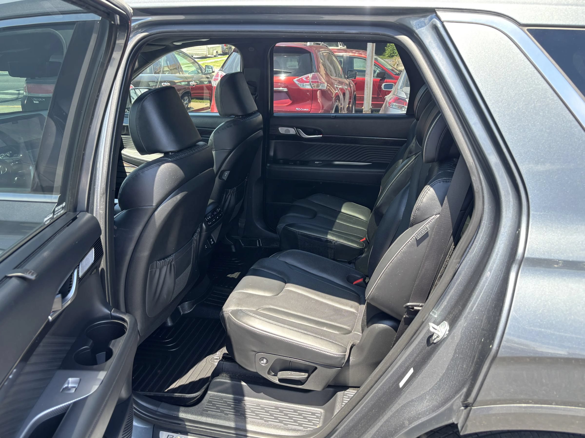 Used 2023 Hyundai Palisade Calligraphy AWD/4WD image 9