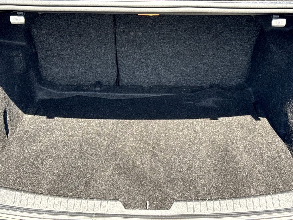 Used 2023 Chevrolet Malibu LT image 24