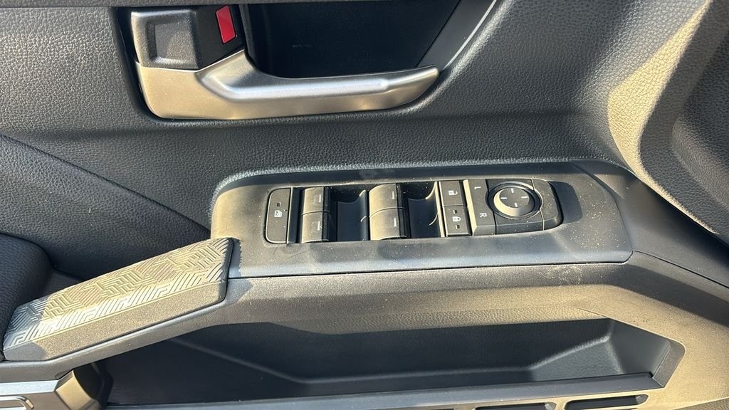 New 2025 Toyota Tacoma TRD Off-Road AWD/4WD image 13