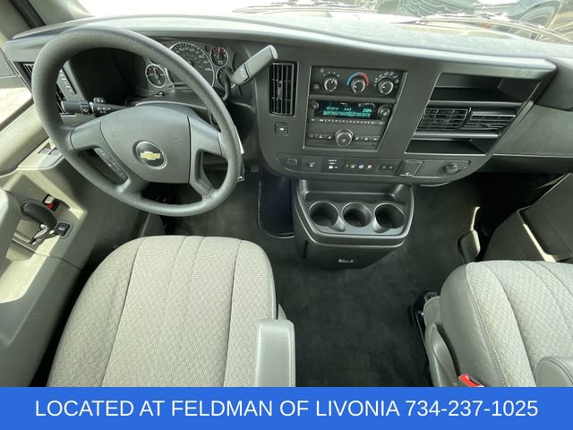 Used 2025 Chevrolet Express 3500 LT w/ LT Preferred Equipment Group RWD image 18