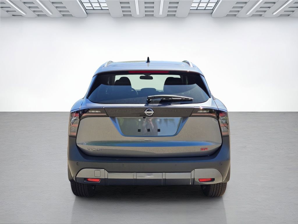 New 2026 Nissan Kicks SR FWD image 5