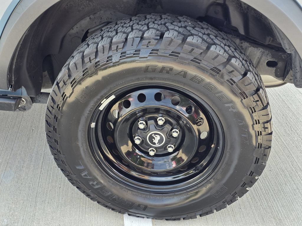 Used 2023 Ford Bronco Black Diamond AWD/4WD image 10
