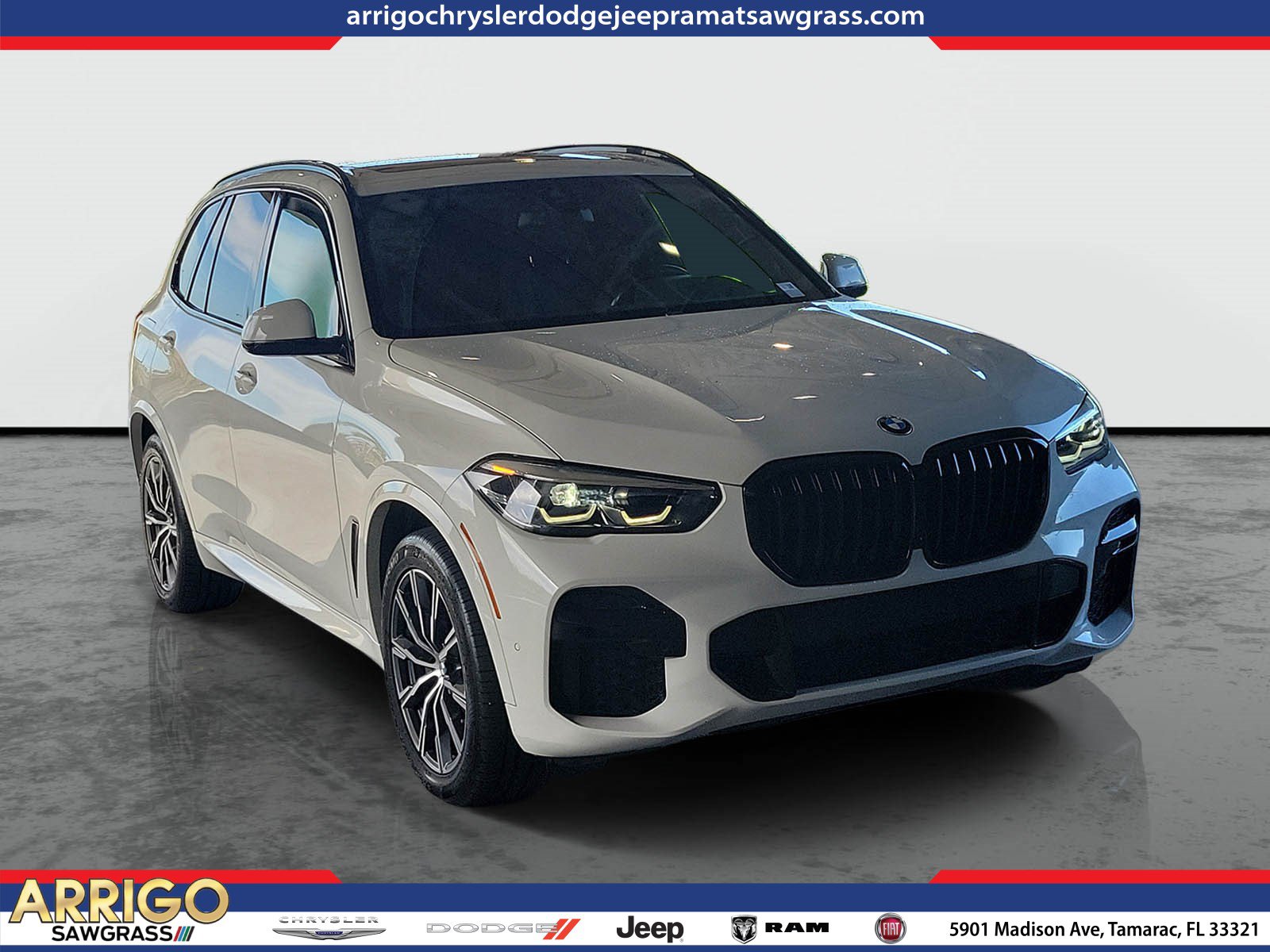 Used 2022 BMW X5 xDrive40i w/ M Sport Package AWD/4WD image 1
