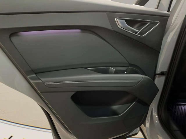 Used 2024 Audi Q4 e-tron Premium Plus w/ Premium Plus image 61