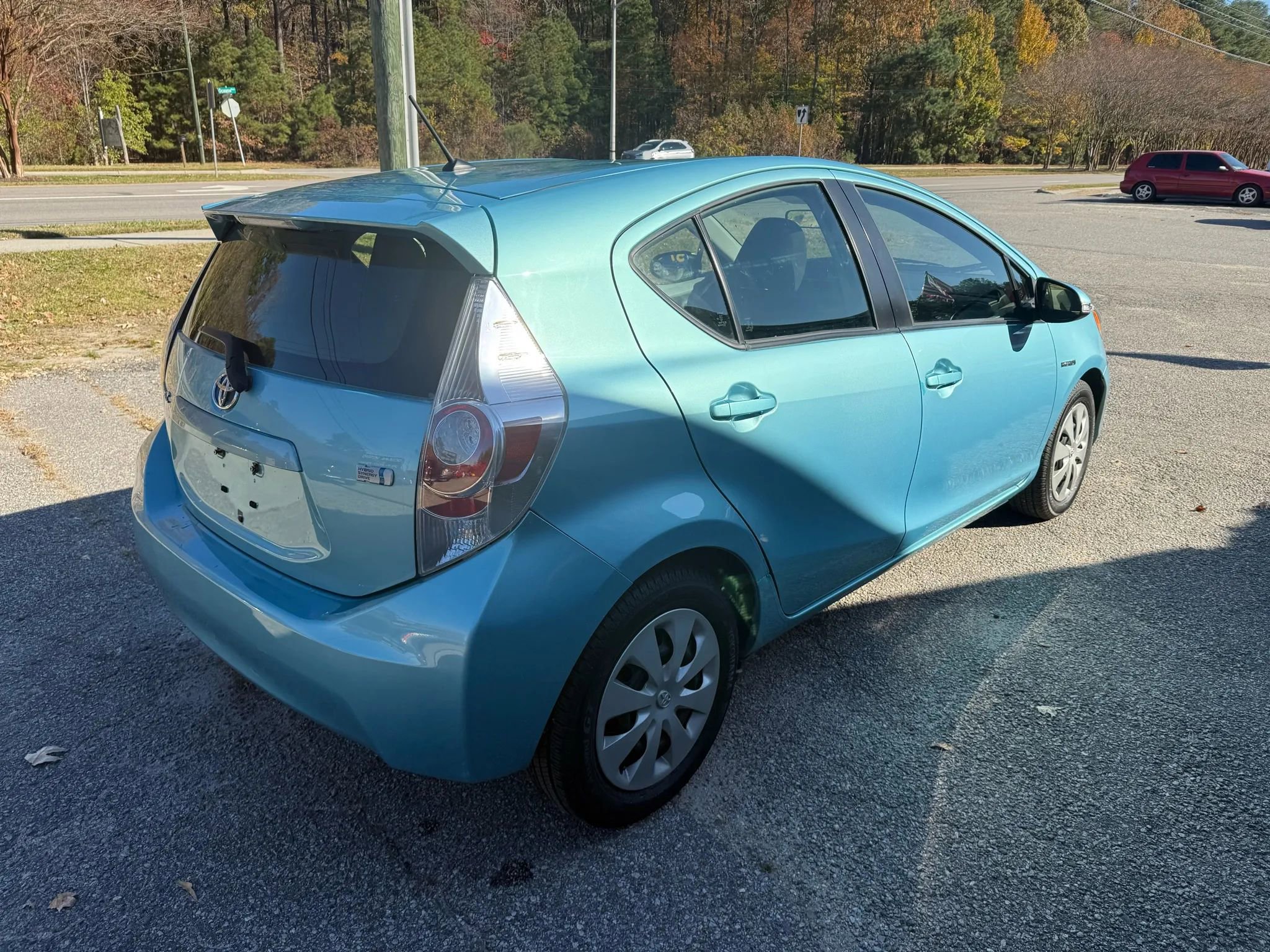 Used 2013 Toyota Prius C Three image 5