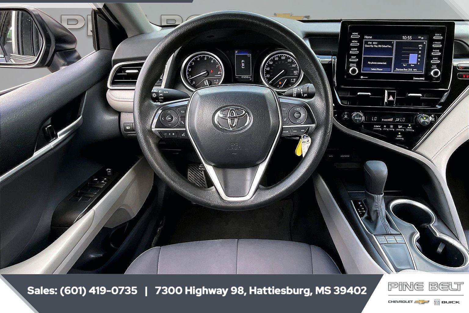 Used 2023 Toyota Camry LE FWD image 5
