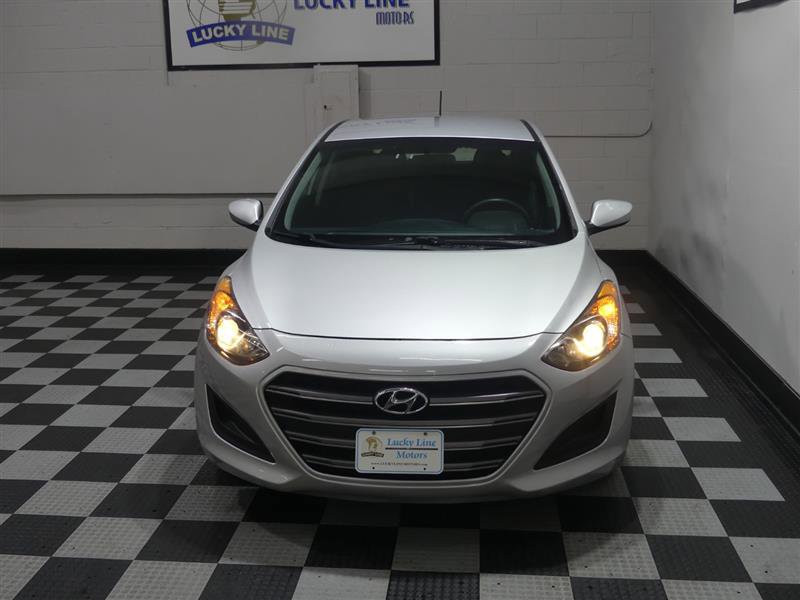 Used 2016 Hyundai Elantra GT FWD image 3