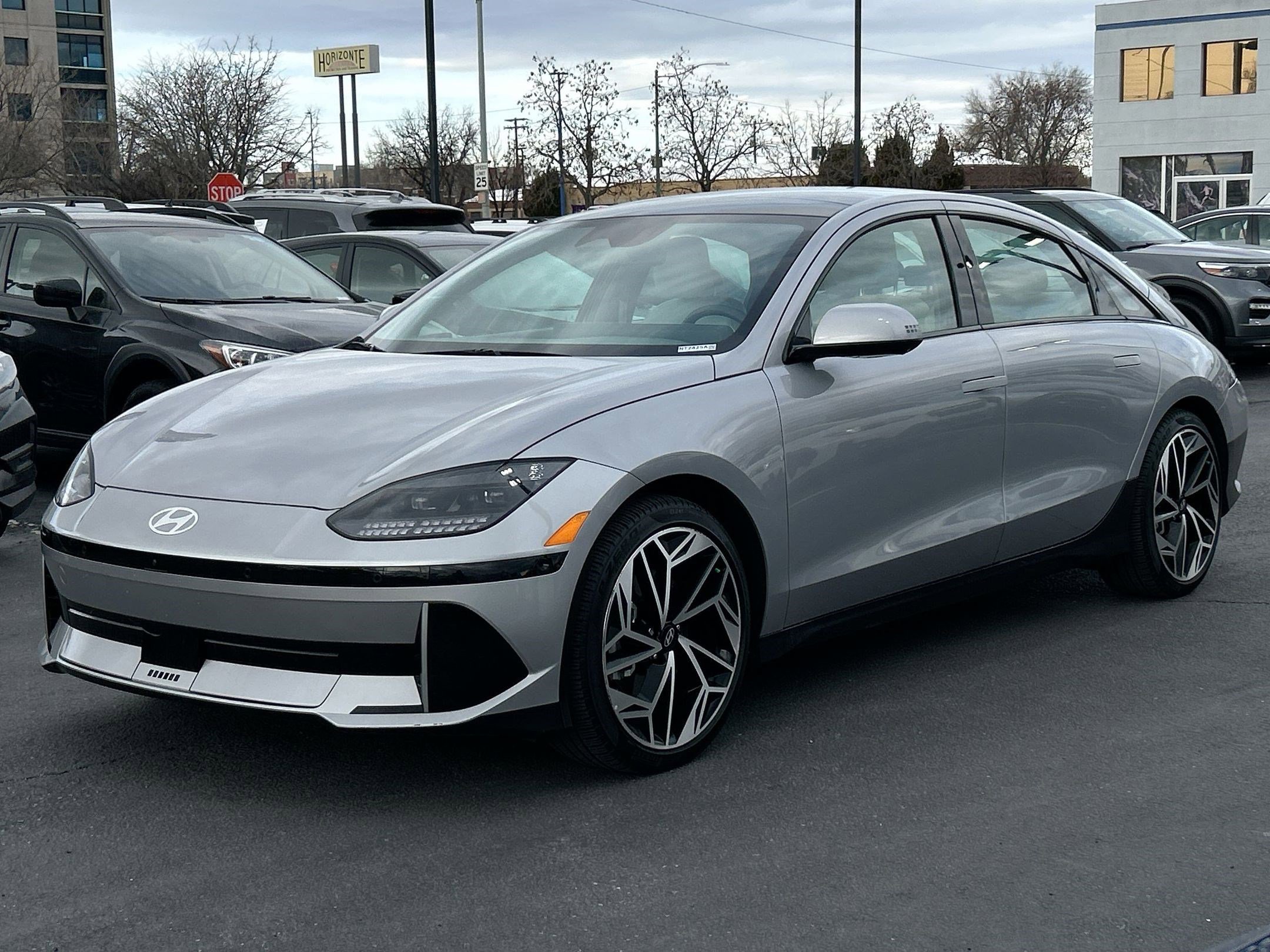 Used 2023 Hyundai Ioniq 6 Limited w/ Cargo Package image 8