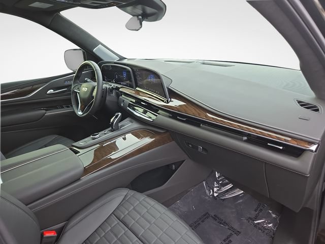 Certified 2024 Cadillac Escalade Sport Platinum w/ LPO, ONYX Package AWD/4WD image 41