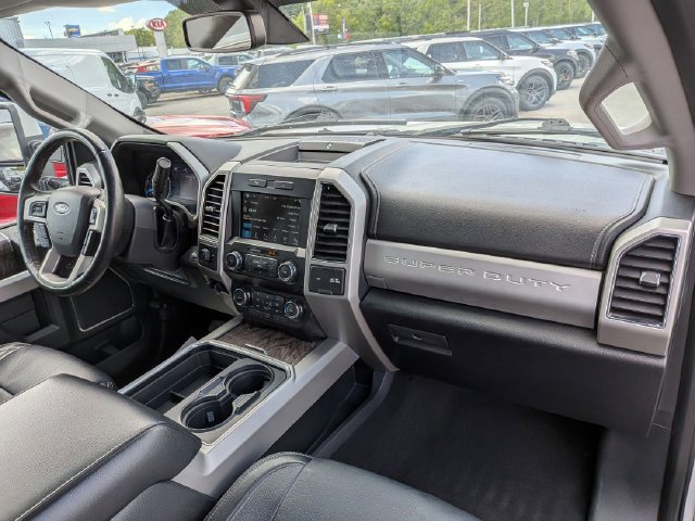 Used 2019 Ford F250 Lariat w/ Lariat Ultimate Package AWD/4WD image 19