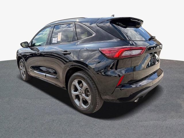 Used 2024 Ford Escape ST-Line w/ Tech Pack #1 AWD/4WD image 2