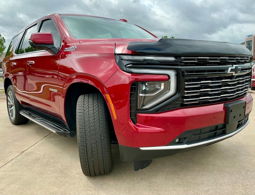 Used 2025 Chevrolet Tahoe High Country w/ Sun And Tow Package AWD/4WD image 2