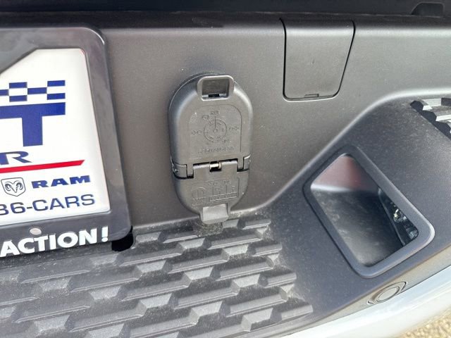 New 2026 RAM 1500 Big Horn w/ Night Edition image 19