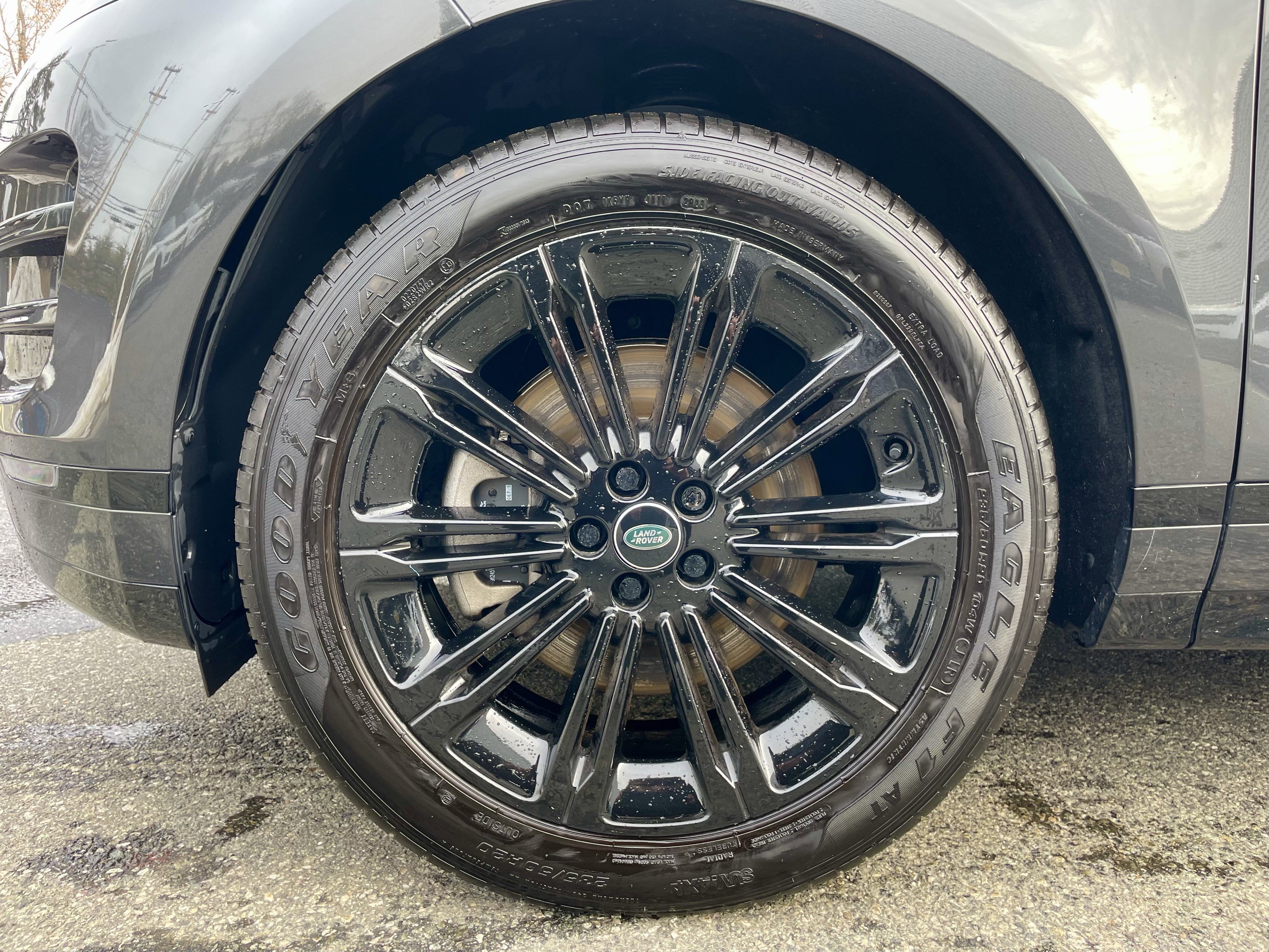 Certified 2024 Land Rover Range Rover Evoque Dynamic SE image 9