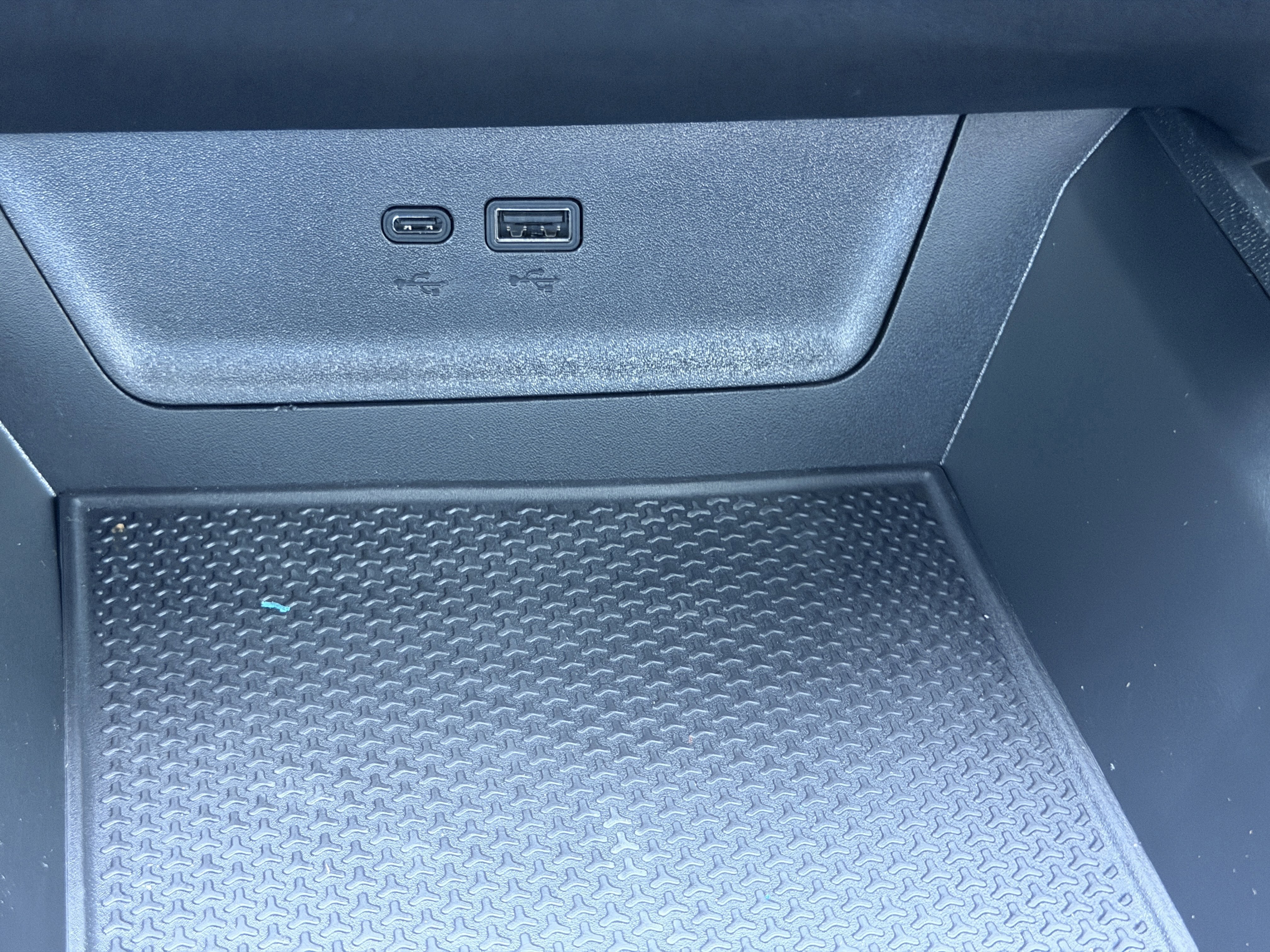 New 2026 Chevrolet Equinox LT w/ Convenience Package II image 28