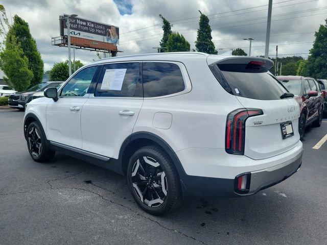 Used 2025 Kia Telluride EX w/ EX Captain's Chair Package FWD image 6