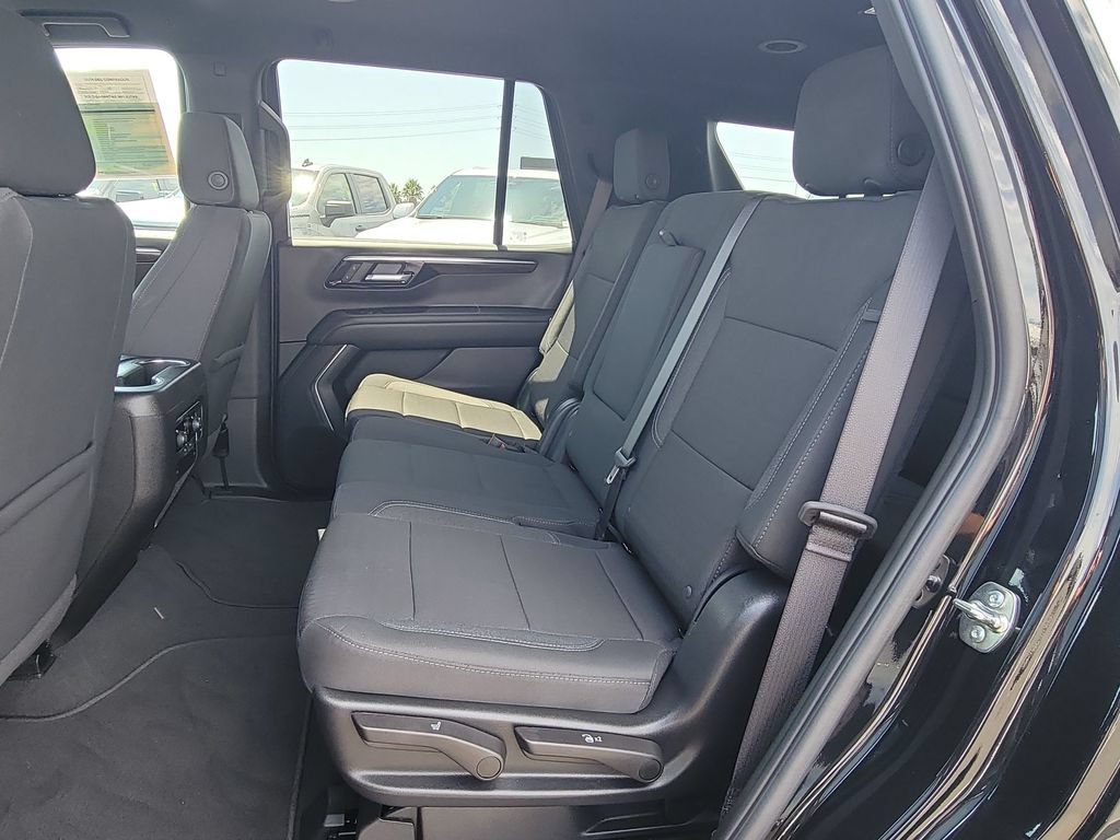 Used 2026 Chevrolet Tahoe LS RWD image 24