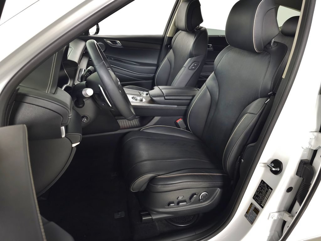 Used 2024 Genesis GV80 2.5T w/ Prestige Package AWD/4WD image 18