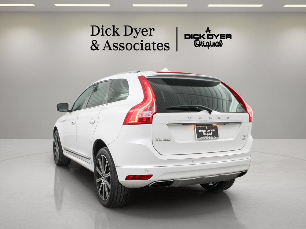 Used 2017 Volvo XC60 T6 Inscription w/ Advanced Package AWD/4WD image 9