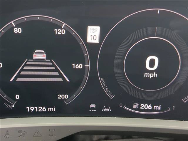 Used 2023 Porsche Taycan RWD image 11
